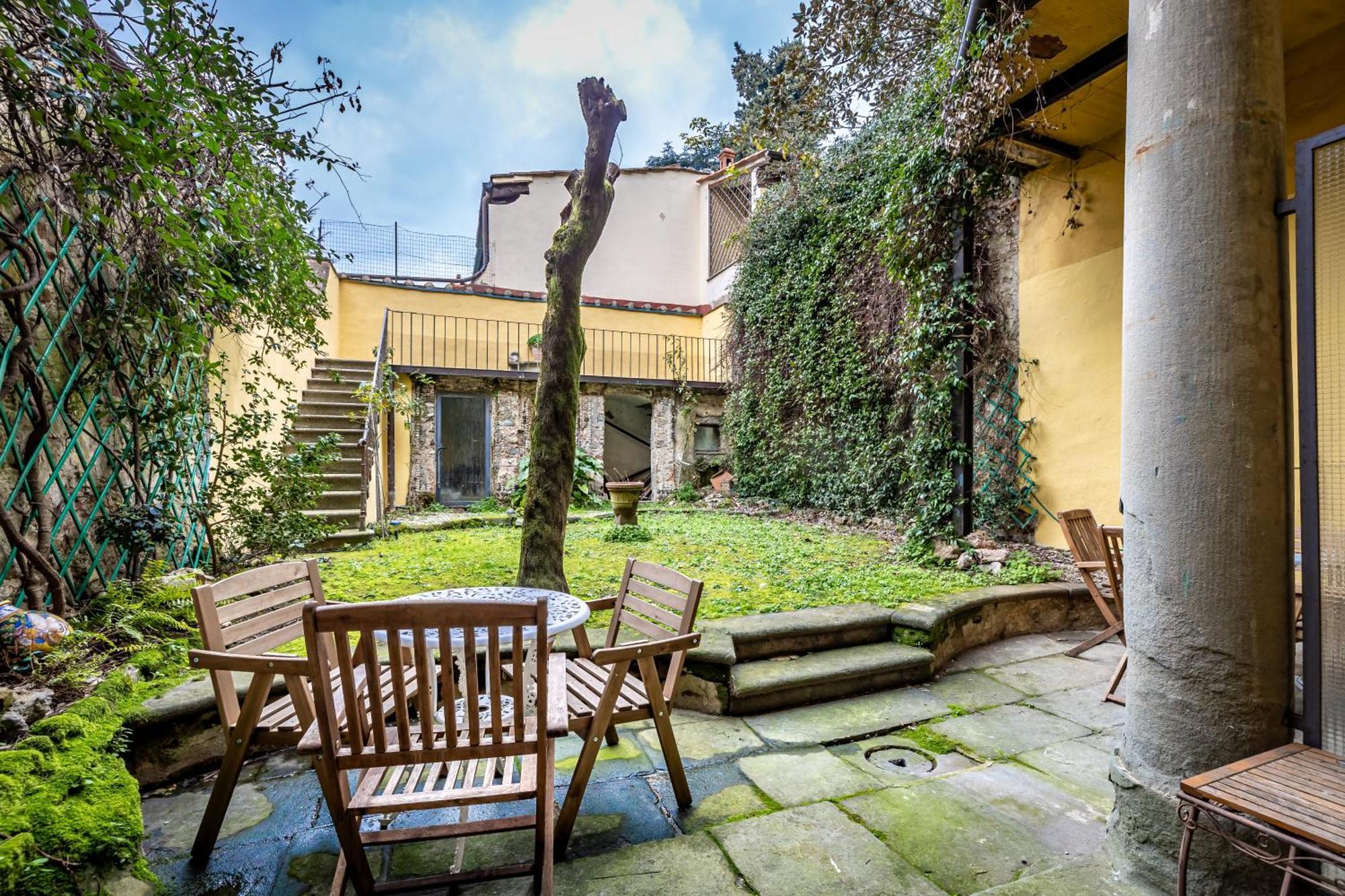 Roommo Pergola Florencia